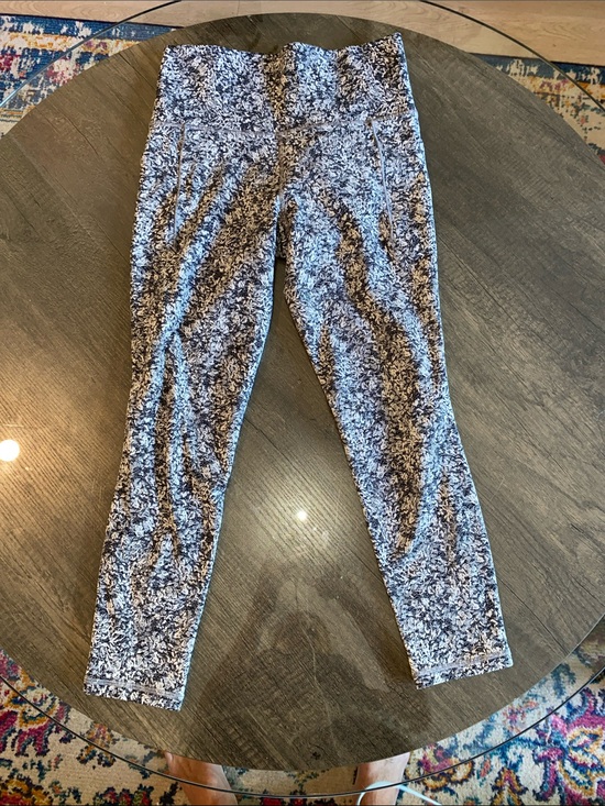 Athleta Pants - Athleta Black and White Printed High-Waist Leggings